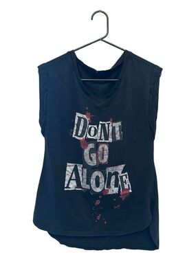 Universal Studios Sleeveless V-Neck Muscle Tee - 2021 Horror Nights Size Small